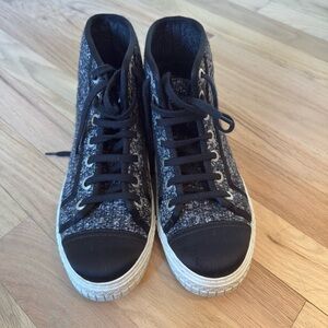 Chanel navy blue/Black Tweed High-Top Sneakers - Casual Women's Shoes